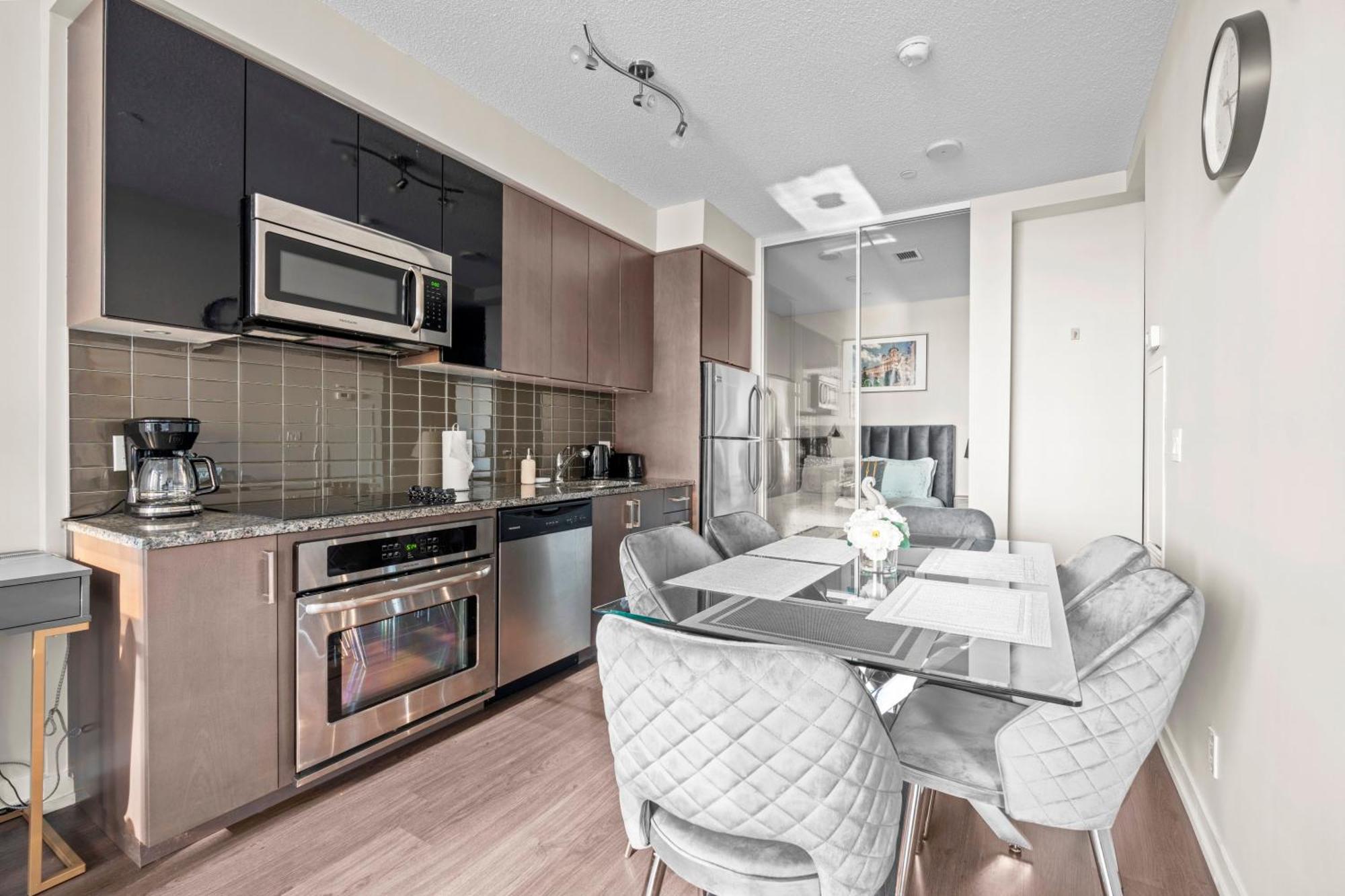 Modern Lillian St Apartments By Globalstay تورونتو المظهر الخارجي الصورة
